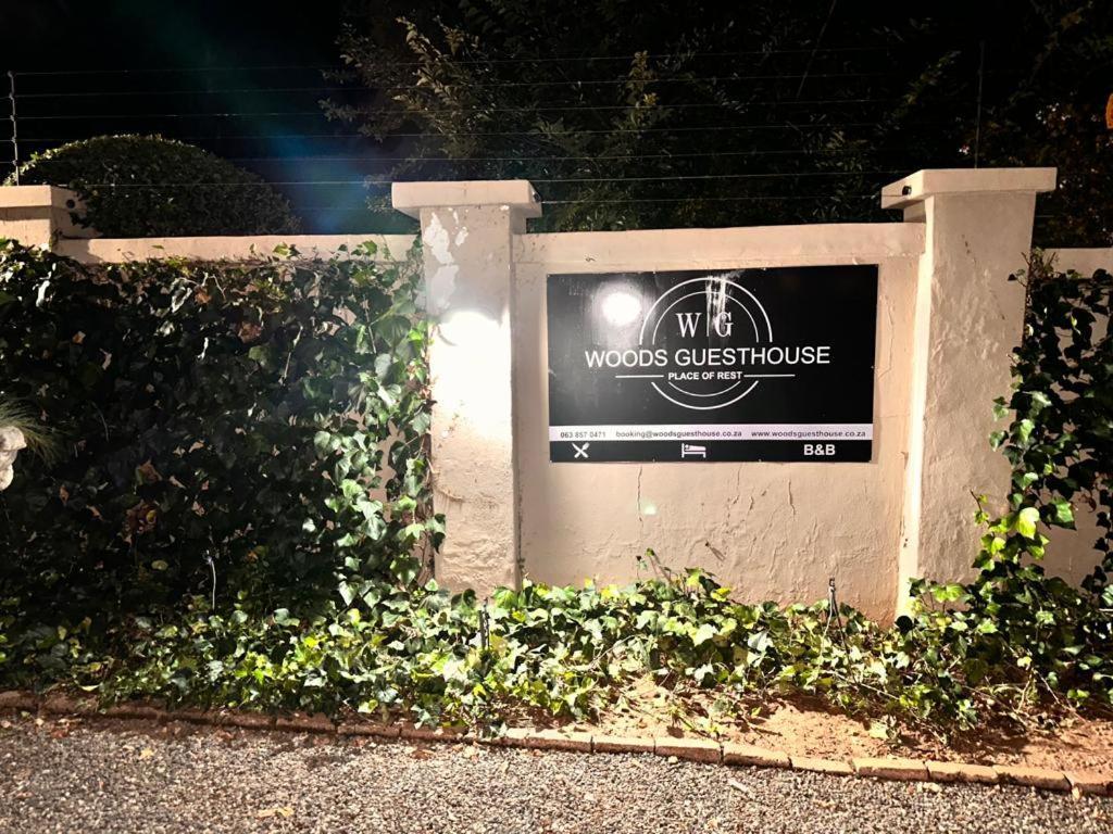 Woods Guest House 미델뷔르흐 외부 사진