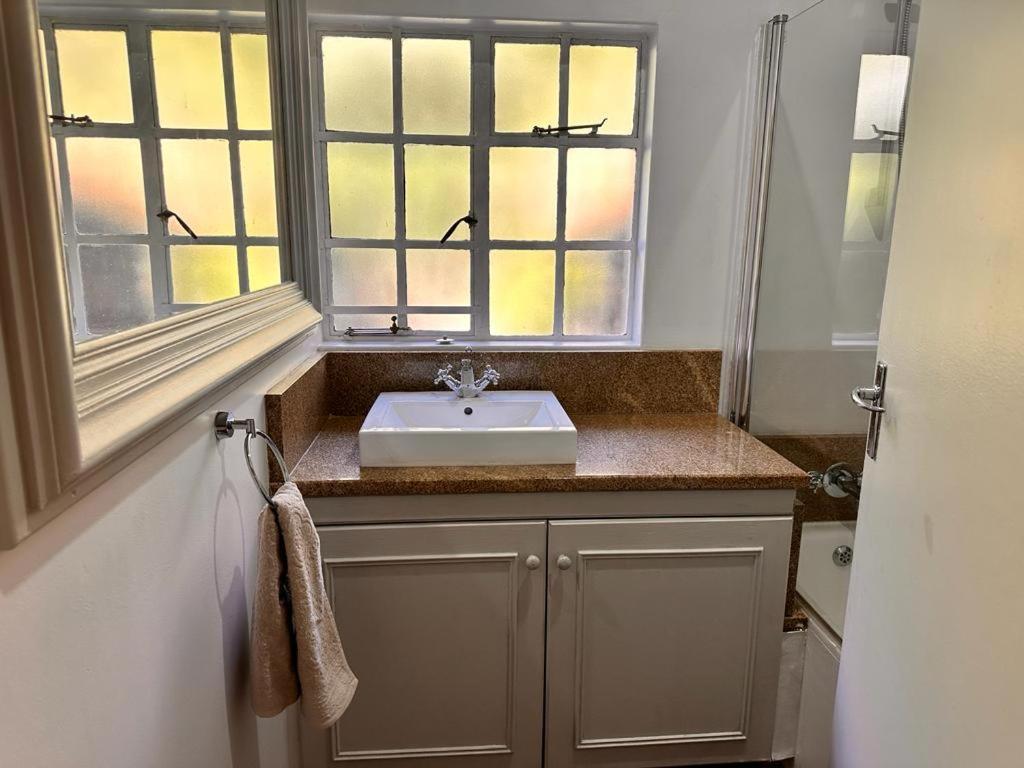 Woods Guest House 미델뷔르흐 외부 사진