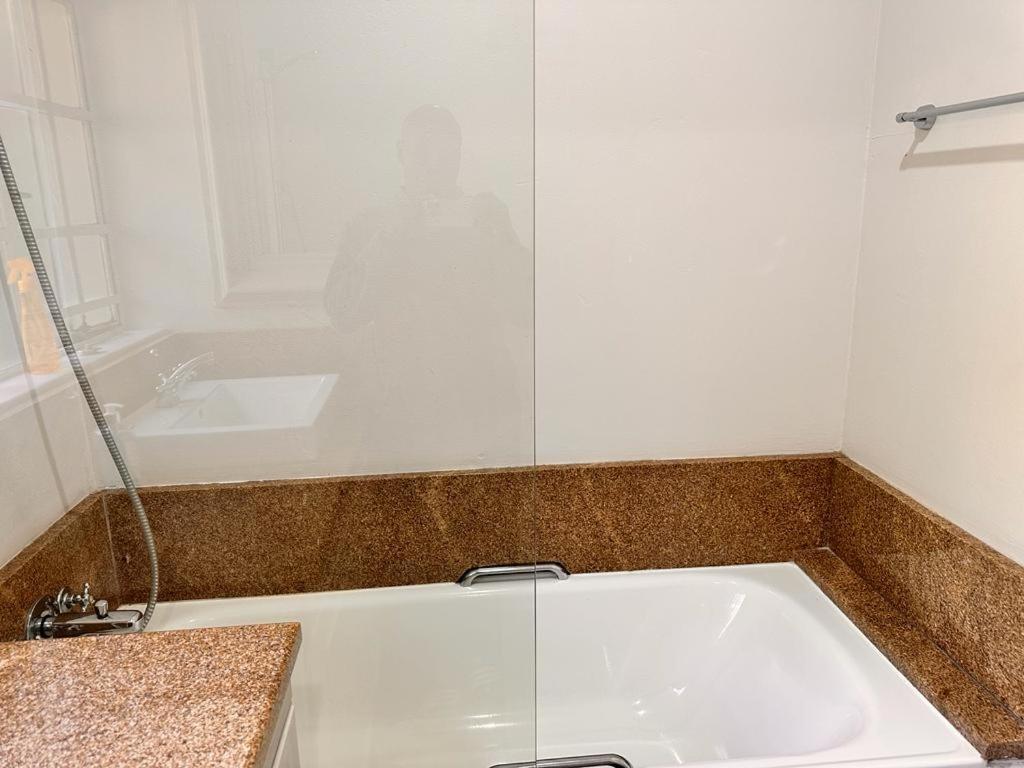 Woods Guest House 미델뷔르흐 외부 사진