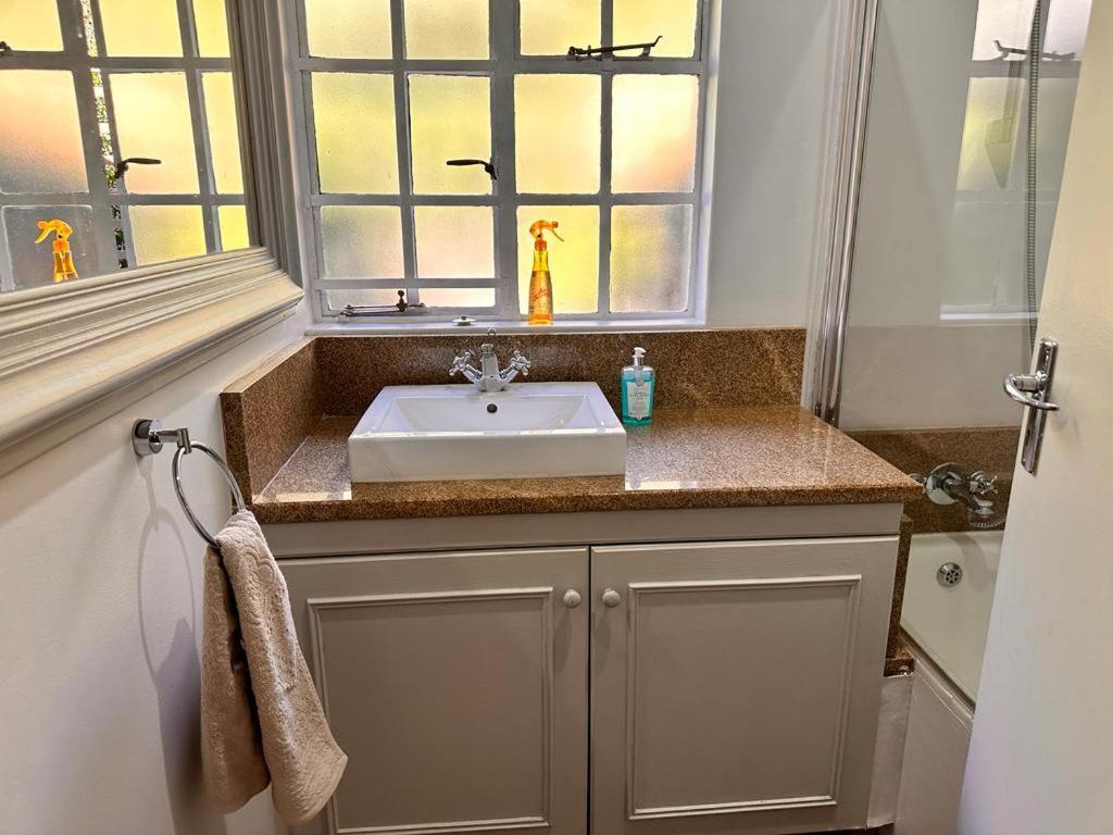 Woods Guest House 미델뷔르흐 외부 사진