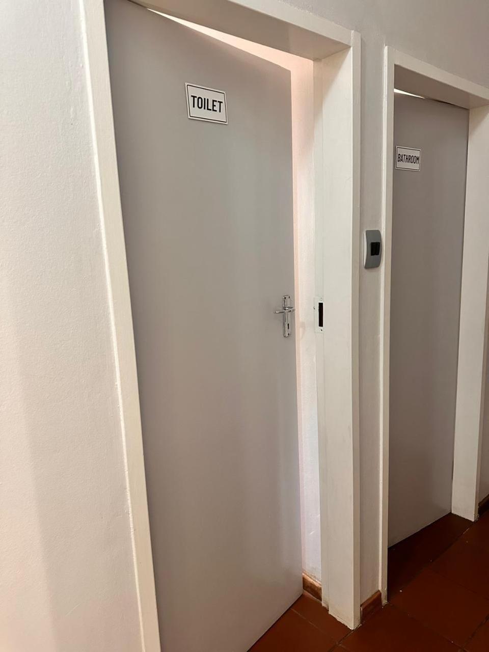 Woods Guest House 미델뷔르흐 외부 사진