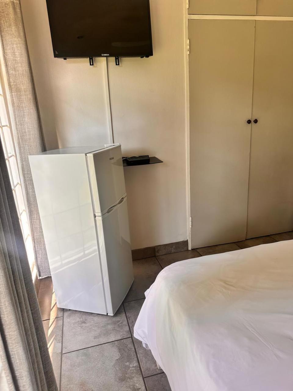 Woods Guest House 미델뷔르흐 외부 사진